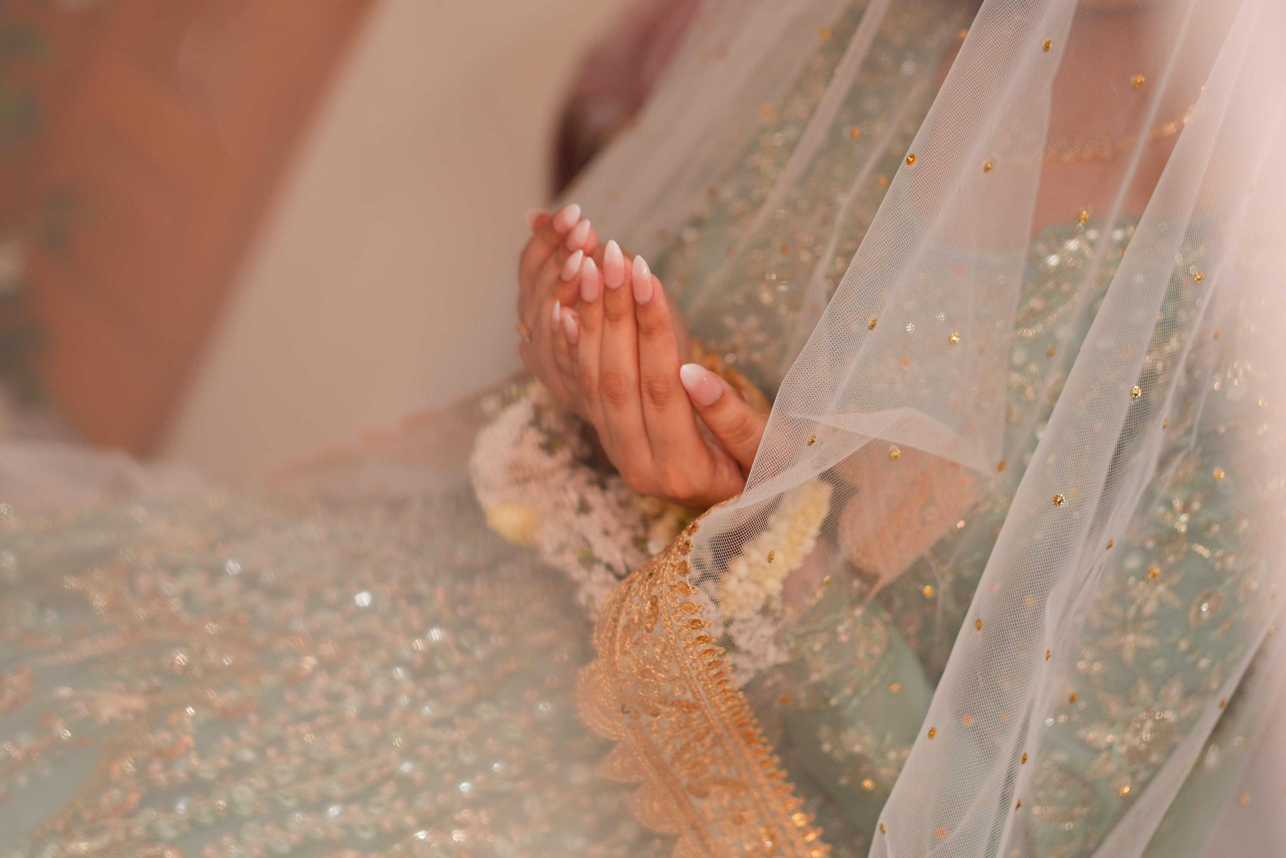Ombre nails Bridal Trio press-on nails